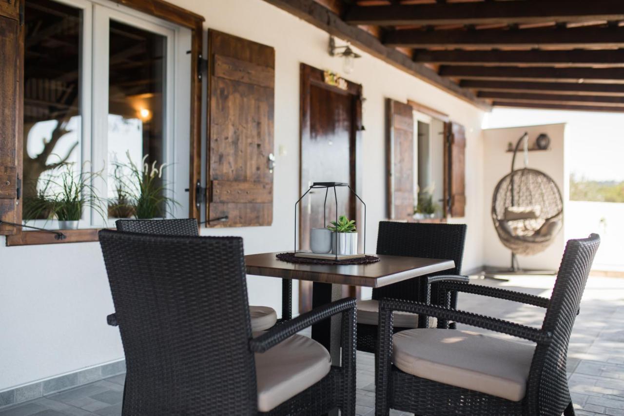 Villa Rustica Pokrovnik Екстериор снимка